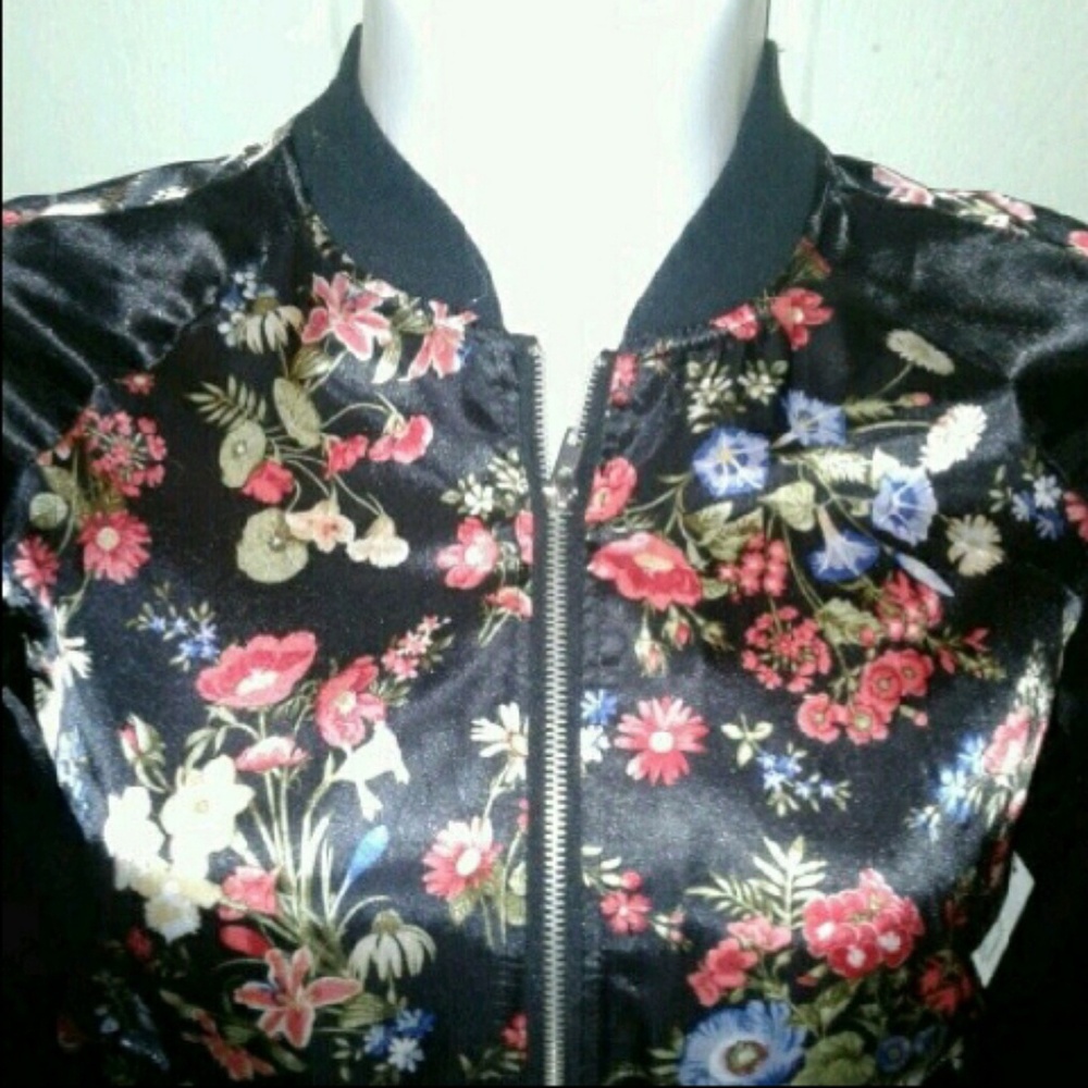 SOLD - Picture 2 of 4